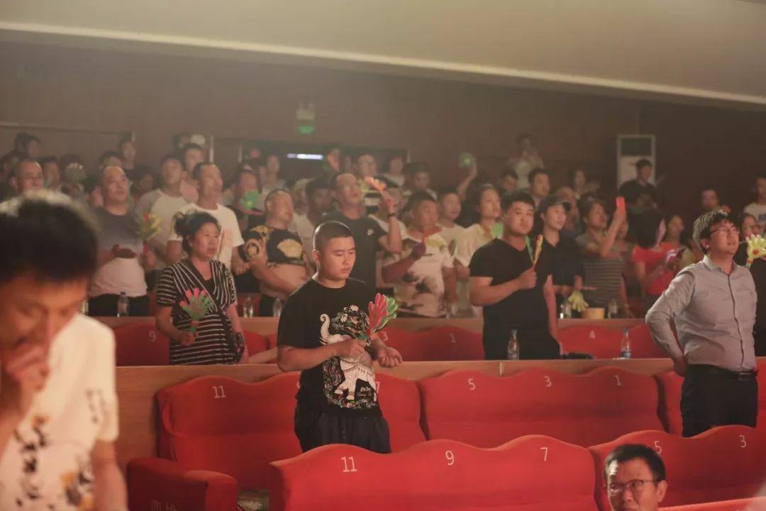 救援聪明男子